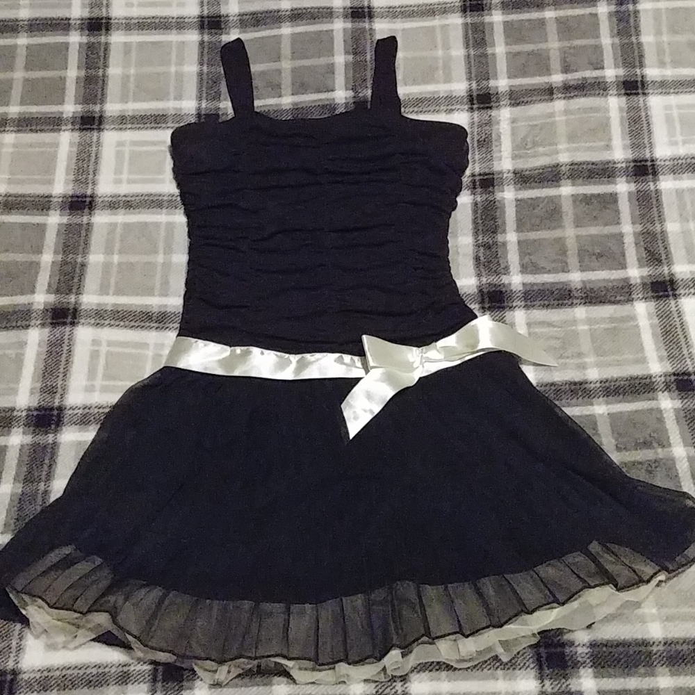 Short dress